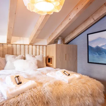 Apartment La Ruinette- Stylish 4-bed, Centre Of Verbier