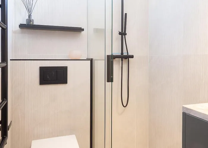 La Ruinette- Stylish 4-bed, Centre Of 公寓 韦尔比耶