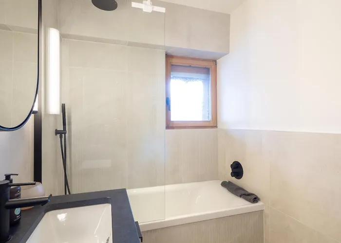 La Ruinette- Stylish 4-bed, Centre Of 公寓 韦尔比耶