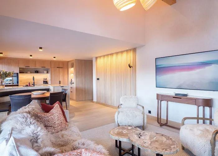 La Ruinette- Stylish 4-bed, Centre Of